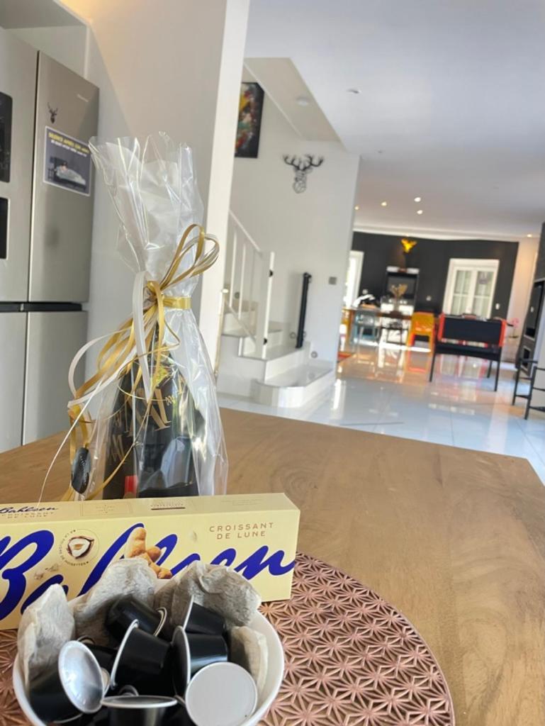 Strasbourg - Cerf - Prive, Sauna, Borne D'arcade, Babyfoot Ittenheim